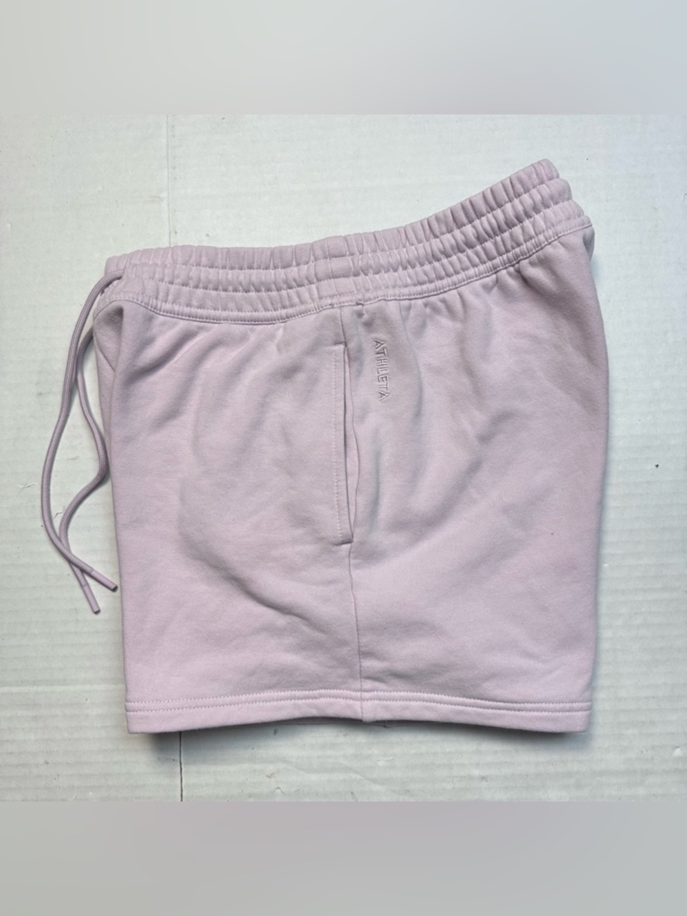 ATHLETA Forever Fleece Mid Rise 4" Inseam Shorts In Pink Women's Size XS - Picture 3 of 7